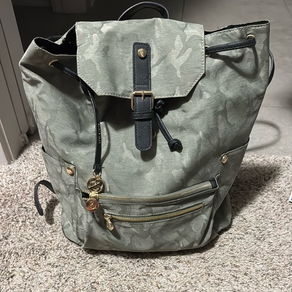 Camouflage Backpack with Black Accents - Picture 2 of 6